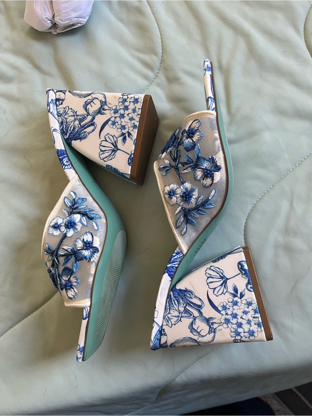 Betsey Johnson Katia White and Blue Floral Wedge Sandals 8